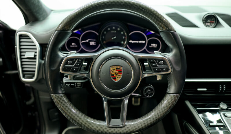 
								2022 Porsche Cayenne GTS full									