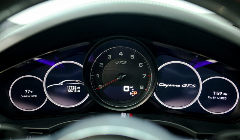 
								2022 Porsche Cayenne GTS full									