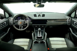 
										2022 Porsche Cayenne GTS full									