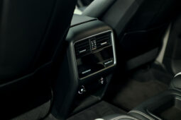 
										2022 Porsche Cayenne GTS full									