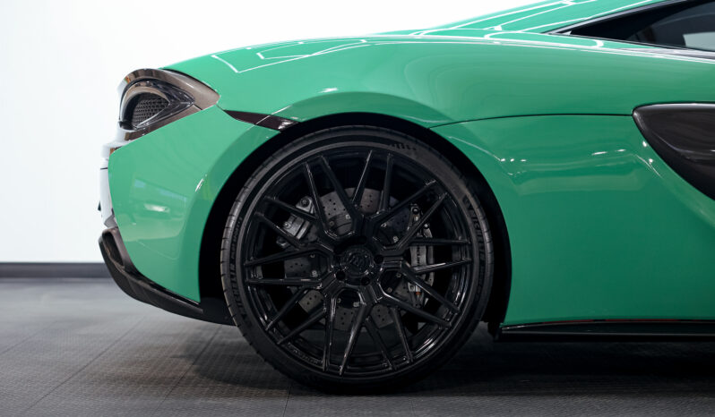 
								2016 Mclaren 570S full									