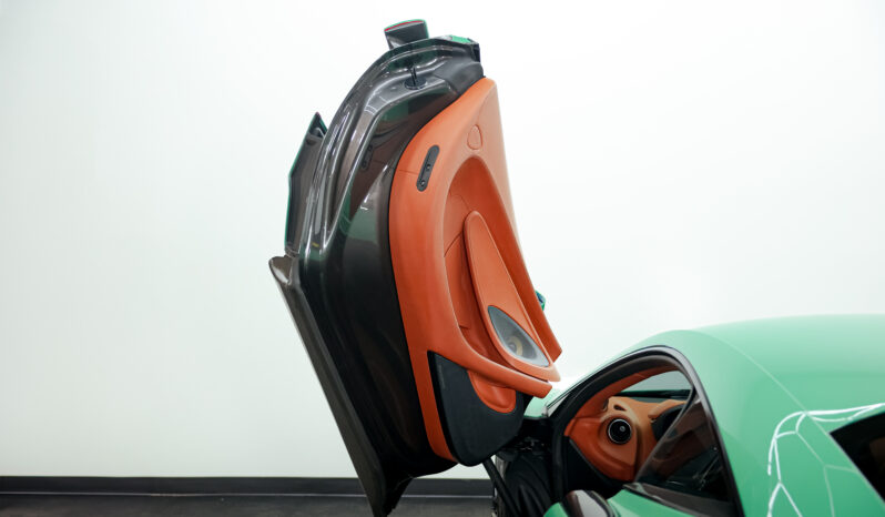 
								2016 Mclaren 570S full									