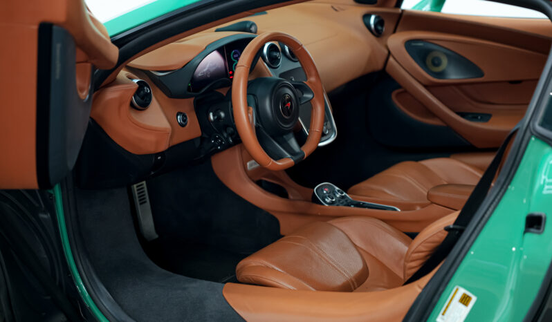 
								2016 Mclaren 570S full									