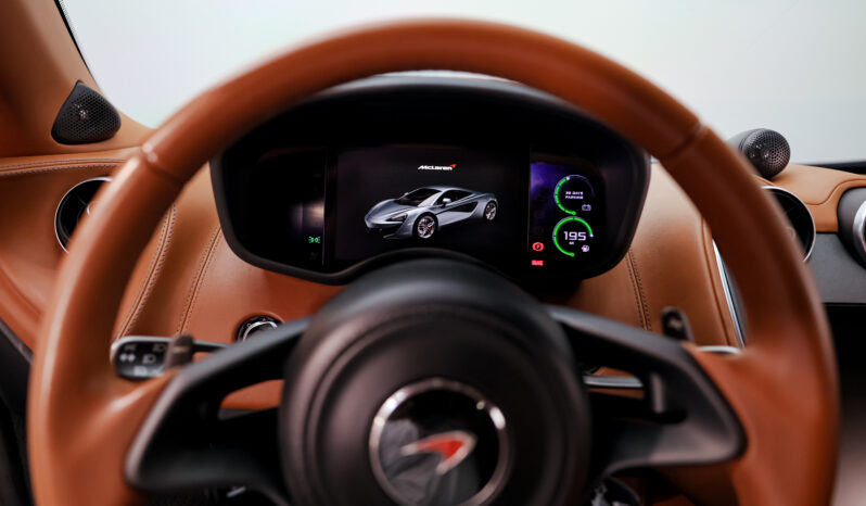 
								2016 Mclaren 570S full									