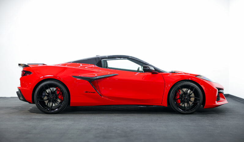 
								2025 Chevrolet Corvette Z06 full									