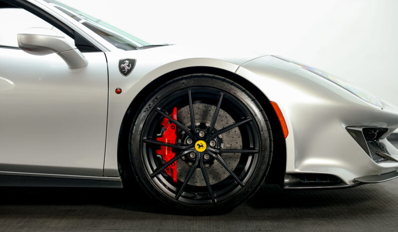 
								2019 Ferrari 488 Pista full									