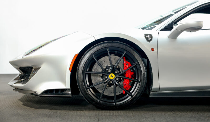 
								2019 Ferrari 488 Pista full									