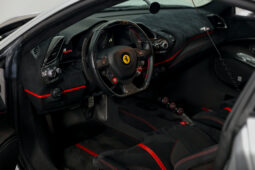 
										2019 Ferrari 488 Pista full									