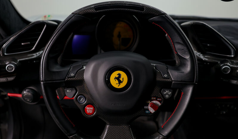 
								2019 Ferrari 488 Pista full									
