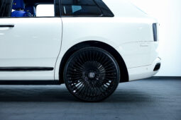 
										2020 Rolls Royce Cullinan full									