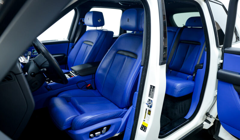 
								2020 Rolls Royce Cullinan full									