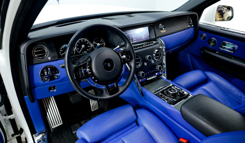 
								2020 Rolls Royce Cullinan full									