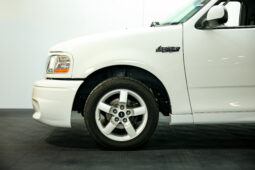 
										2001 Ford Lightning full									