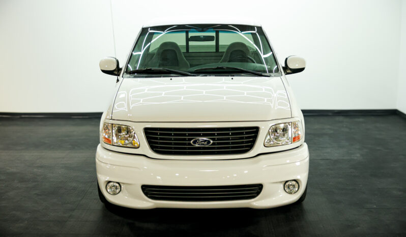 
								2001 Ford Lightning full									