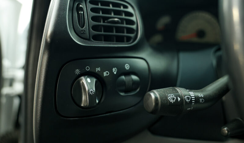 
								2001 Ford Lightning full									