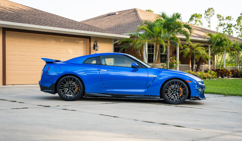 
								2024 Nissan GTR full									