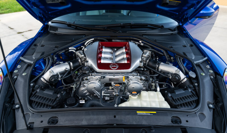 
								2024 Nissan GTR full									