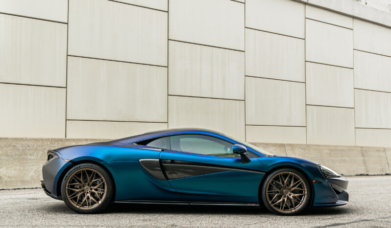 
								2016 Mclaren 570S full									