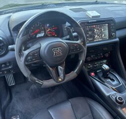 
										2017 Nissan GT-R full									