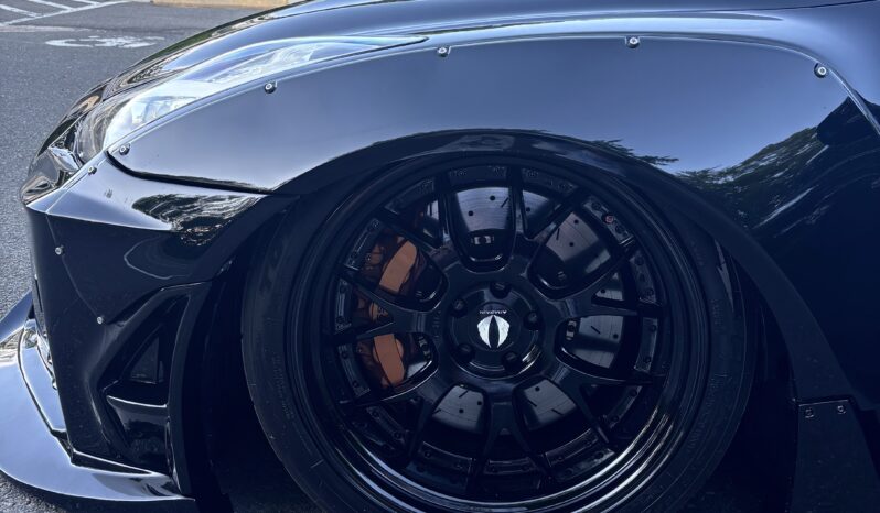 
								2017 Nissan GT-R full									