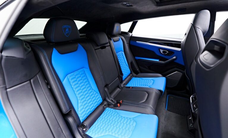 
								2021 Lamborghini Urus full									