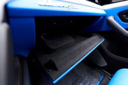 
										2021 Lamborghini Urus full									