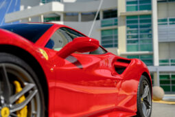 
										2017 Ferrari 488 GTB full									