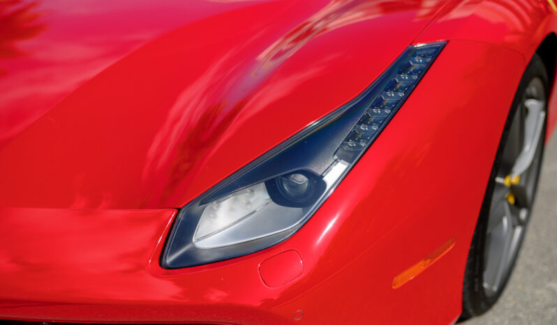 
								2017 Ferrari 488 GTB full									