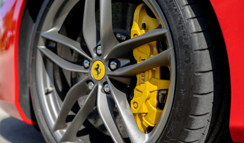 
								2017 Ferrari 488 GTB full									
