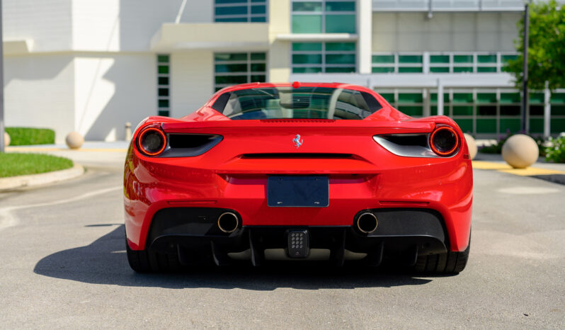 
								2017 Ferrari 488 GTB full									