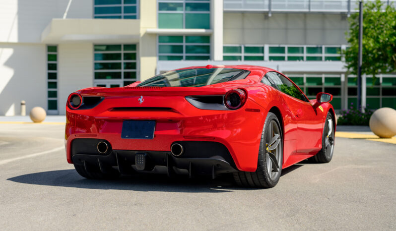
								2017 Ferrari 488 GTB full									