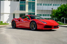 
										2017 Ferrari 488 GTB full									