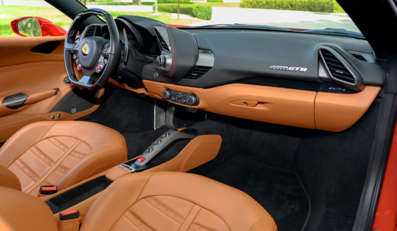 
								2017 Ferrari 488 GTB full									