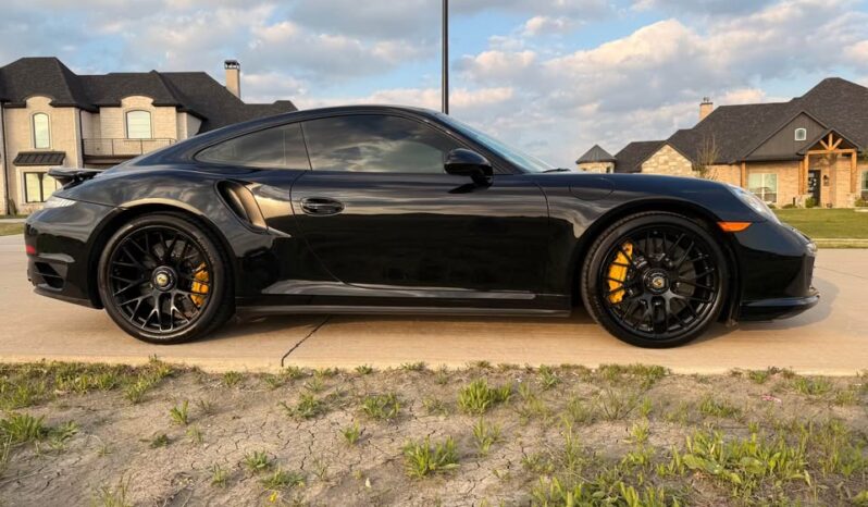 
								2016 Porsche 911 Turbo S full									
