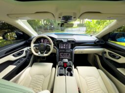 
										2022 Lamborghini Urus full									