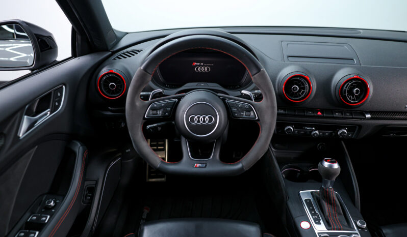 
								2019 Audi RS 3 2.5T quattro full									