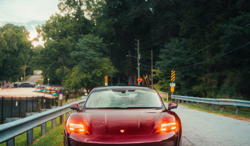 
								2021 Porsche Taycan 4S full									