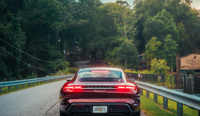 
								2021 Porsche Taycan 4S full									