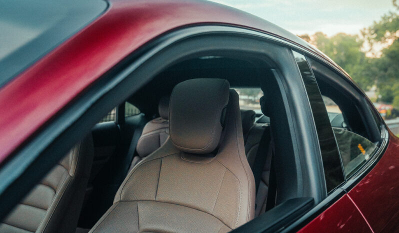 
								2021 Porsche Taycan 4S full									