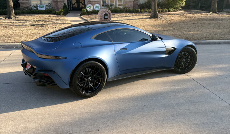 
								2020 Aston Martin Vantage AMR Hero full									