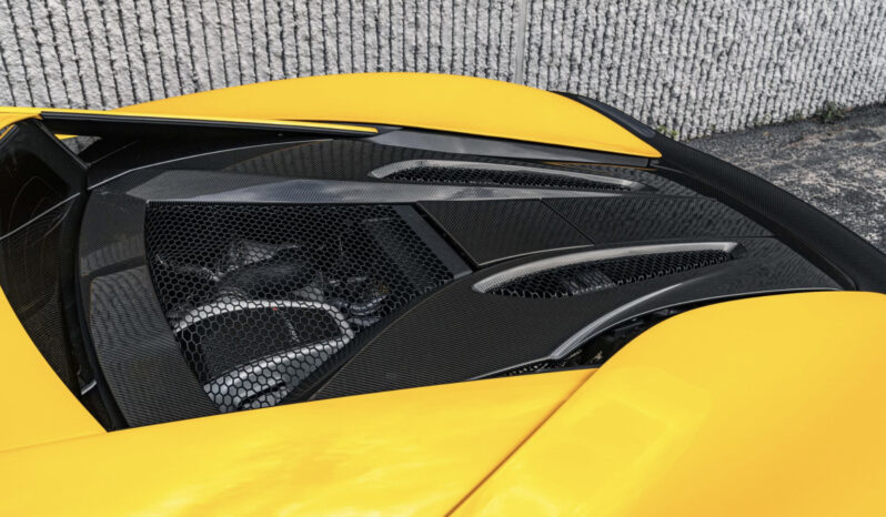 
								2016 McLaren 570S full									