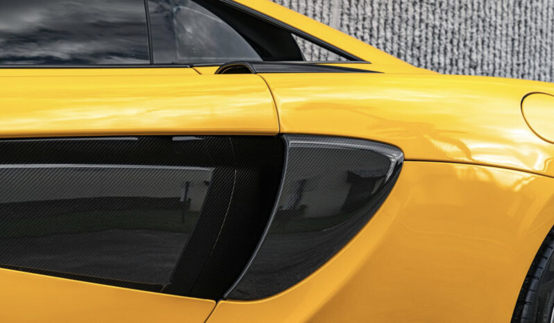
								2016 McLaren 570S full									