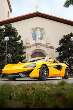 
										2016 McLaren 570S full									