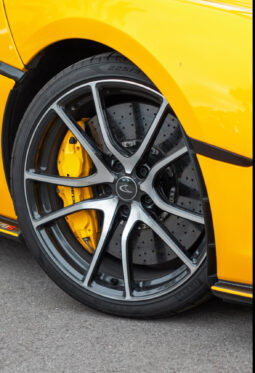 
										2016 McLaren 570S full									