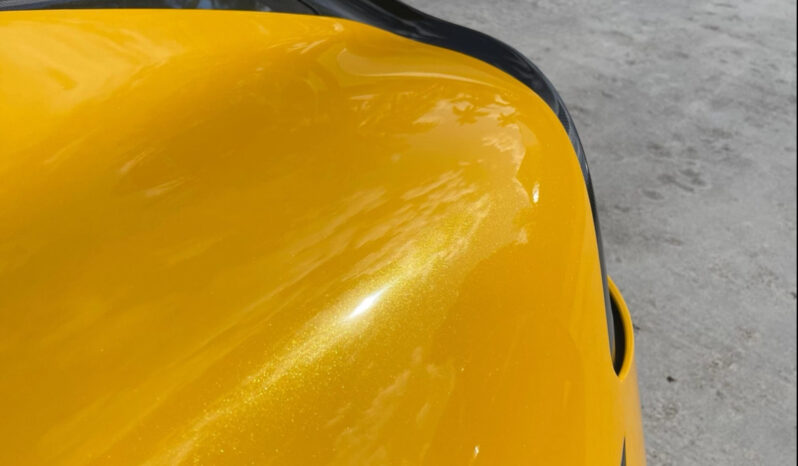 
								2016 McLaren 570S full									