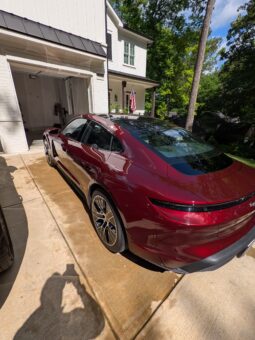 
										2021 Porsche Taycan 4S full									