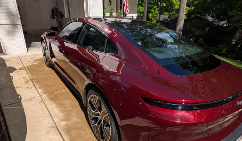
								2021 Porsche Taycan 4S full									