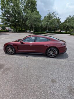 
										2021 Porsche Taycan 4S full									