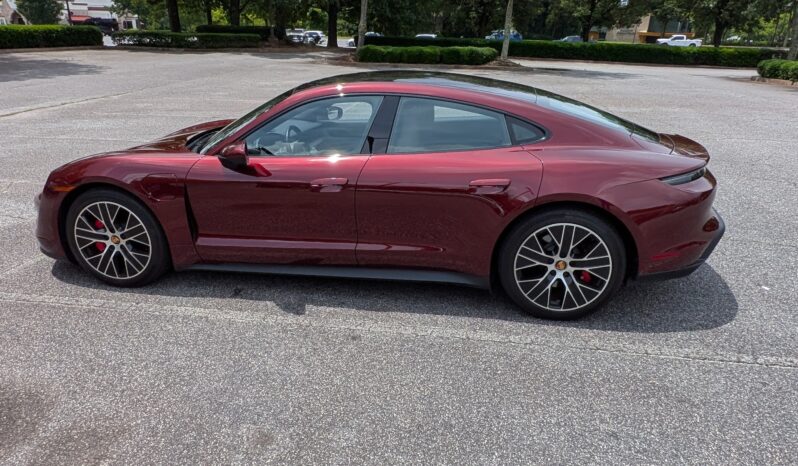
								2021 Porsche Taycan 4S full									