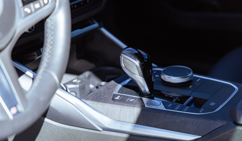 
								2022 BMW 3 Series M340i full									